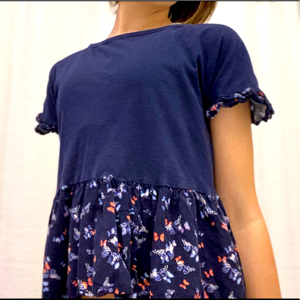 🌸Cute butterfly crop top